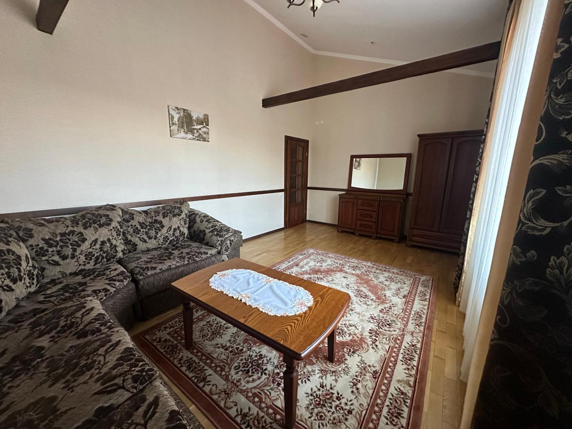 Hotel&restaurant Senator 3* تريسكافيتس