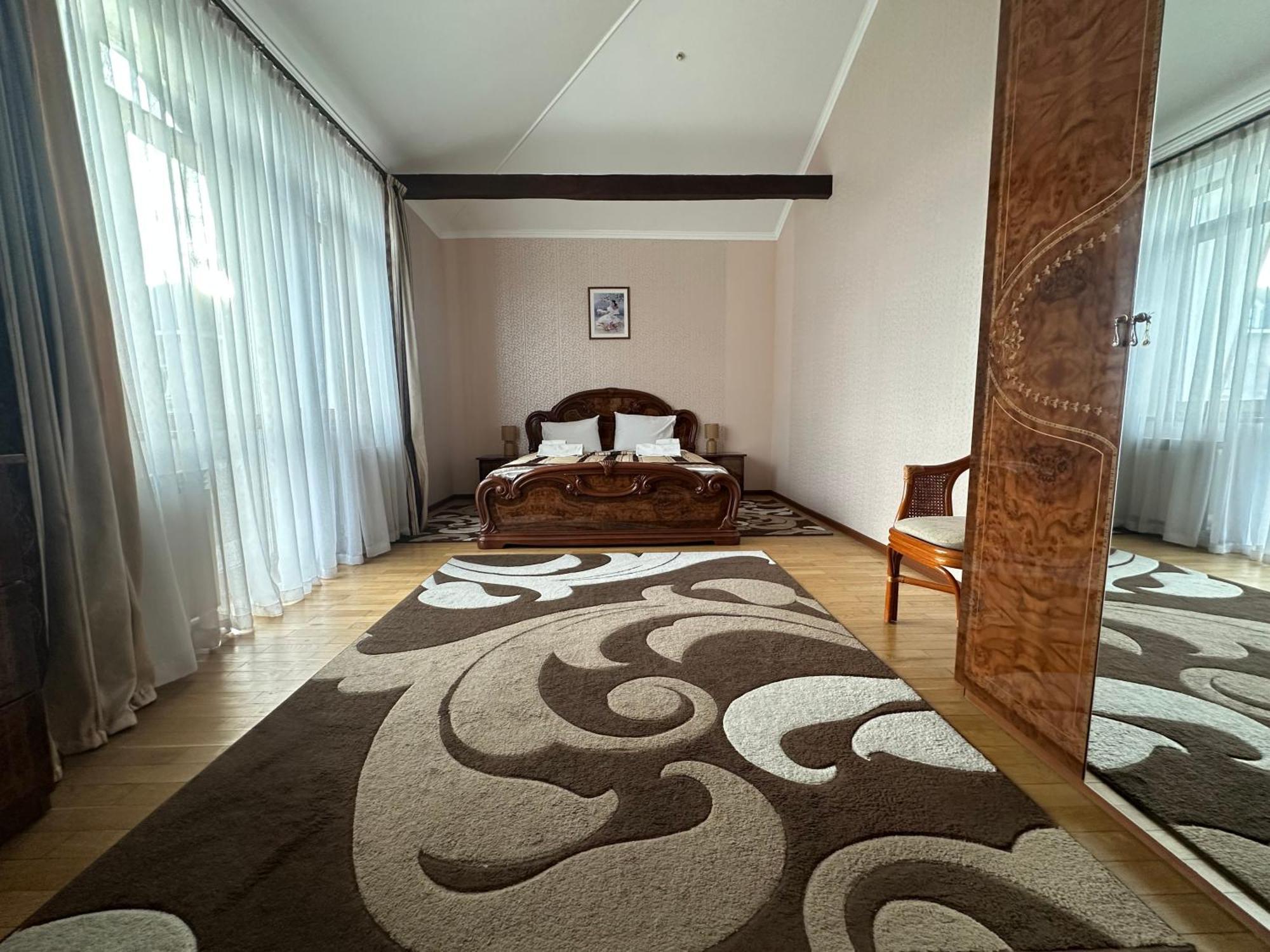 فندق Hotel&restaurant Senator تريسكافيتس