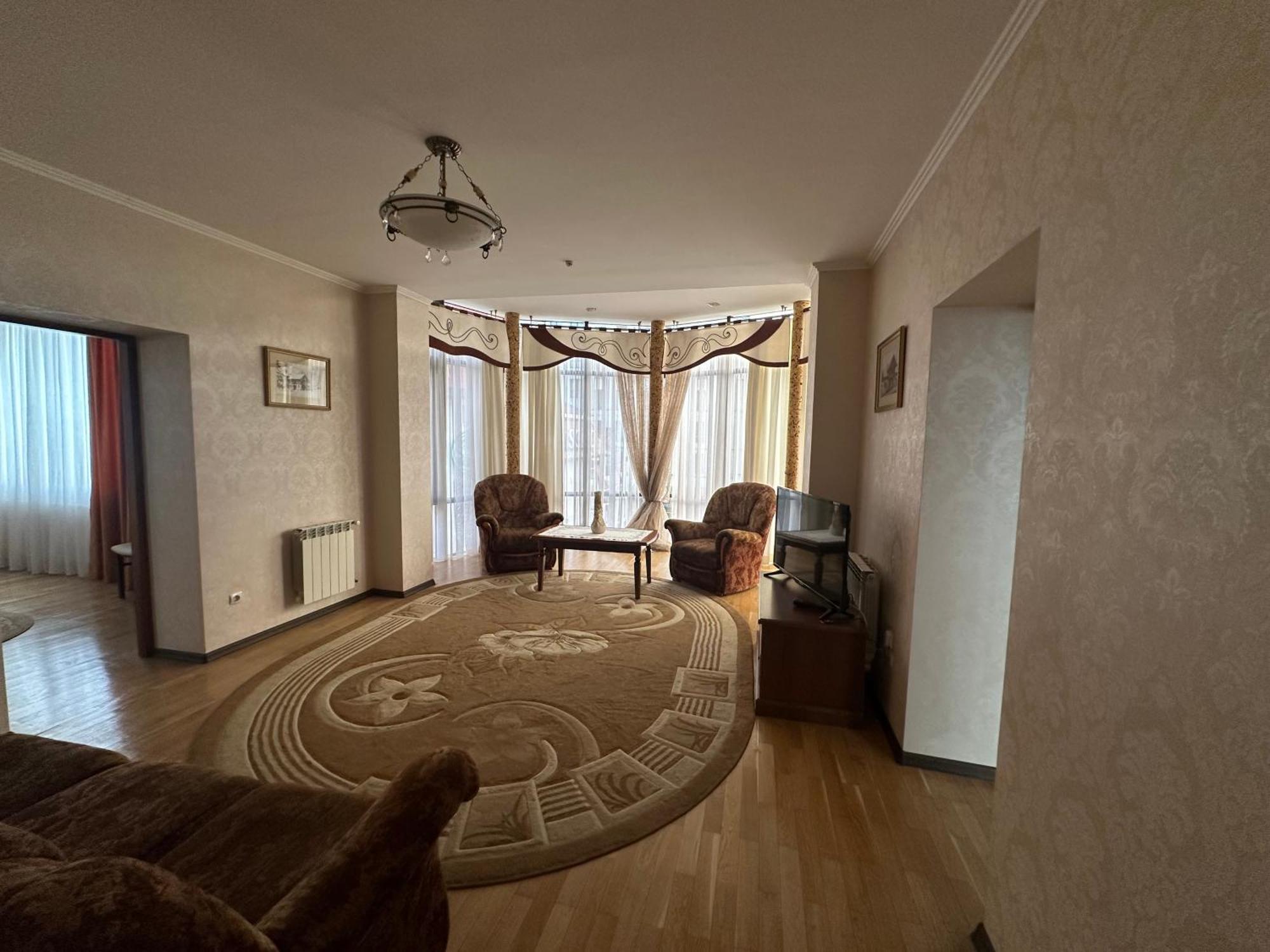 Hotel&restaurant Senator 3* تريسكافيتس