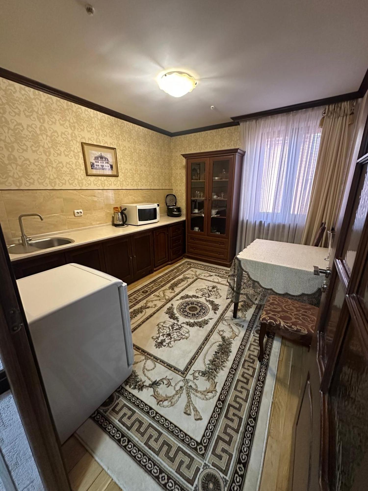 فندق Hotel&restaurant Senator تريسكافيتس