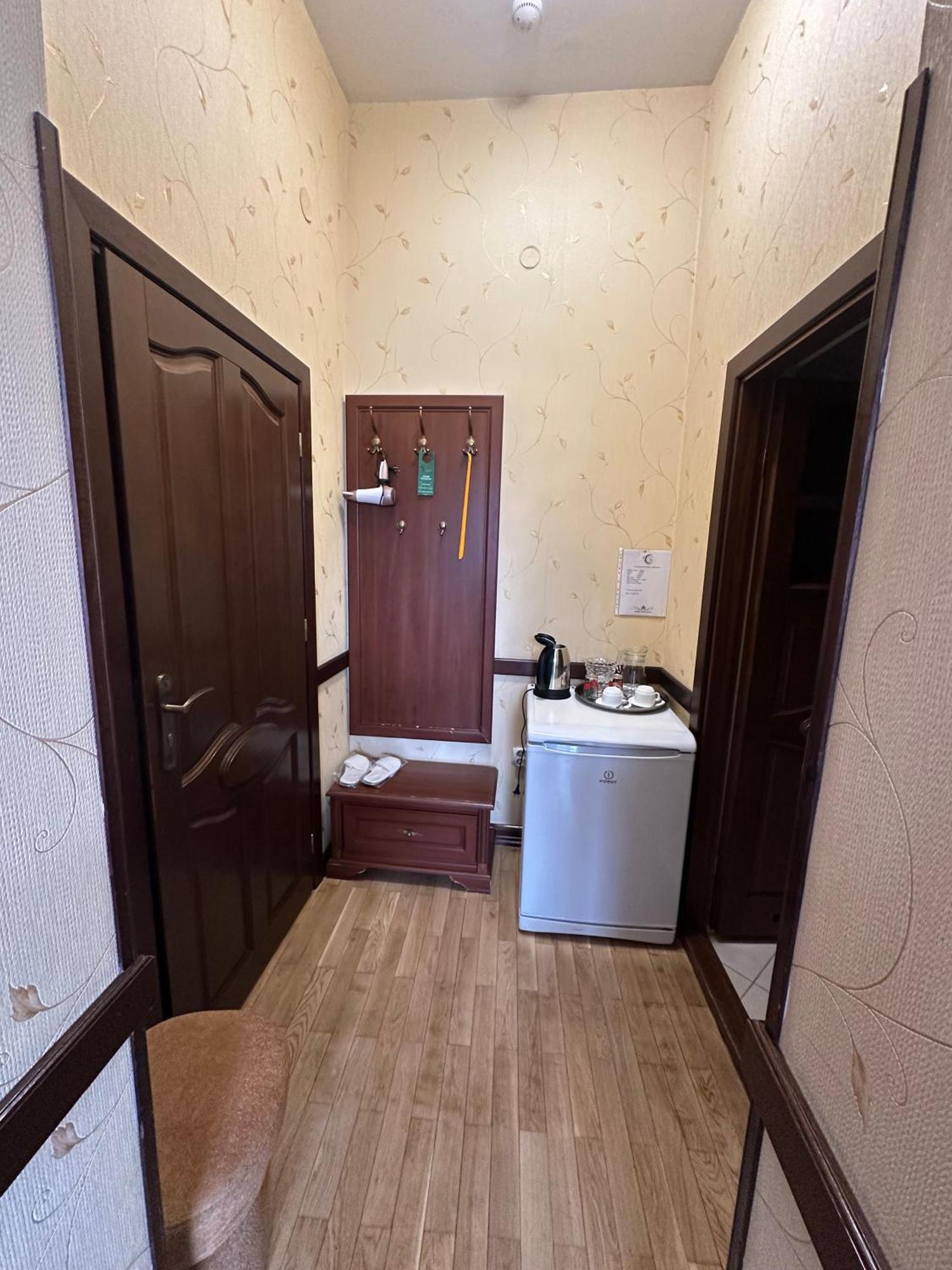 فندق Hotel&restaurant Senator تريسكافيتس