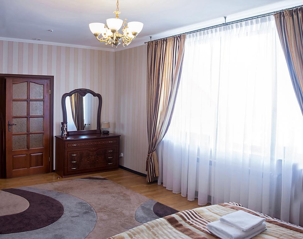 Hotel&restaurant Senator فندق