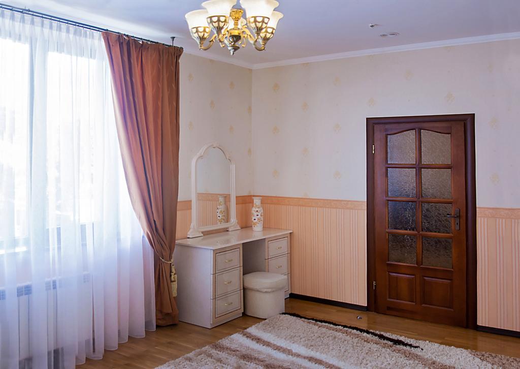 Hotel&restaurant Senator 3* تريسكافيتس
