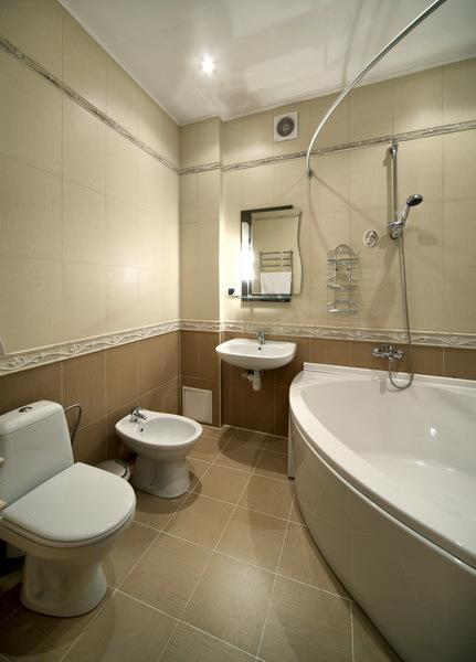 Hotel&restaurant Senator تريسكافيتس